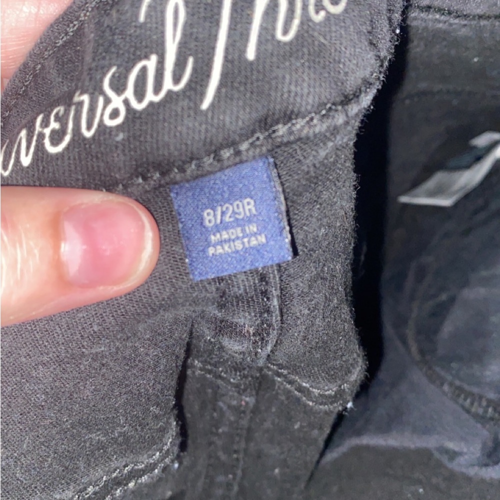 Universal Thread High Rise Shorts - Picture 3 of 4